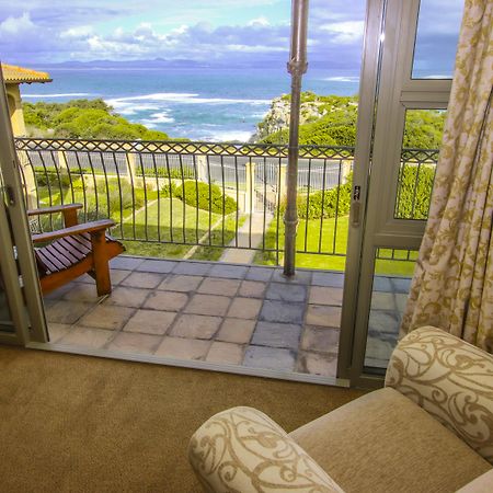 On The Cliff Guest House Hermanus Exterior photo